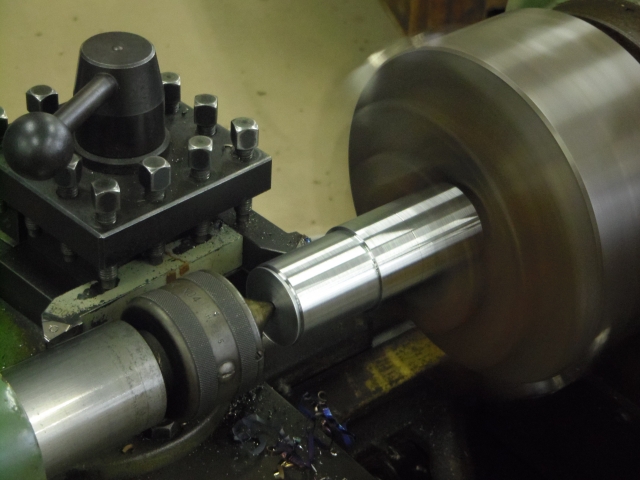 シャフトの切削加工とは？基礎と用途