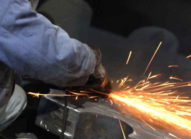 精密金属加工を依頼する際に押さえておきたいポイント