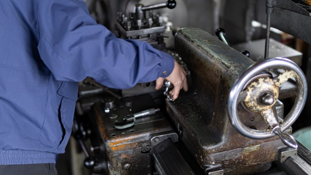 旋盤加工の工程とステンレスを加工する際の条件