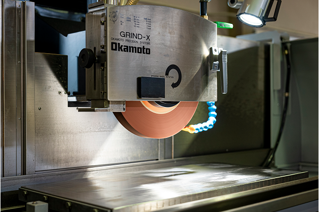 平面研削加工とは？