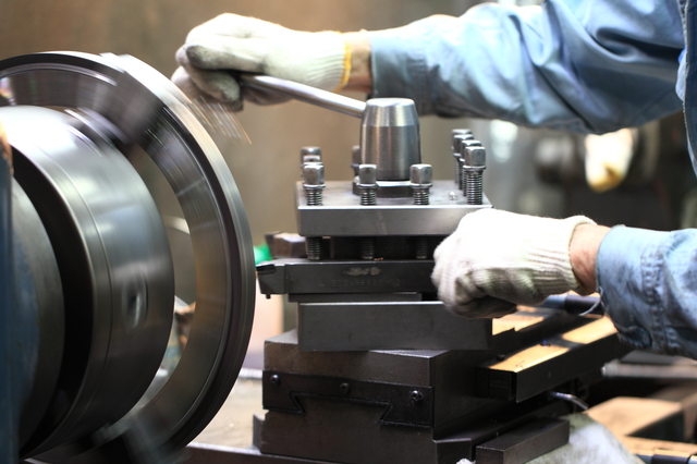 精密金属加工とは？