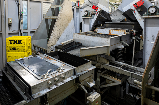 What is the role of polishing in a shaft?